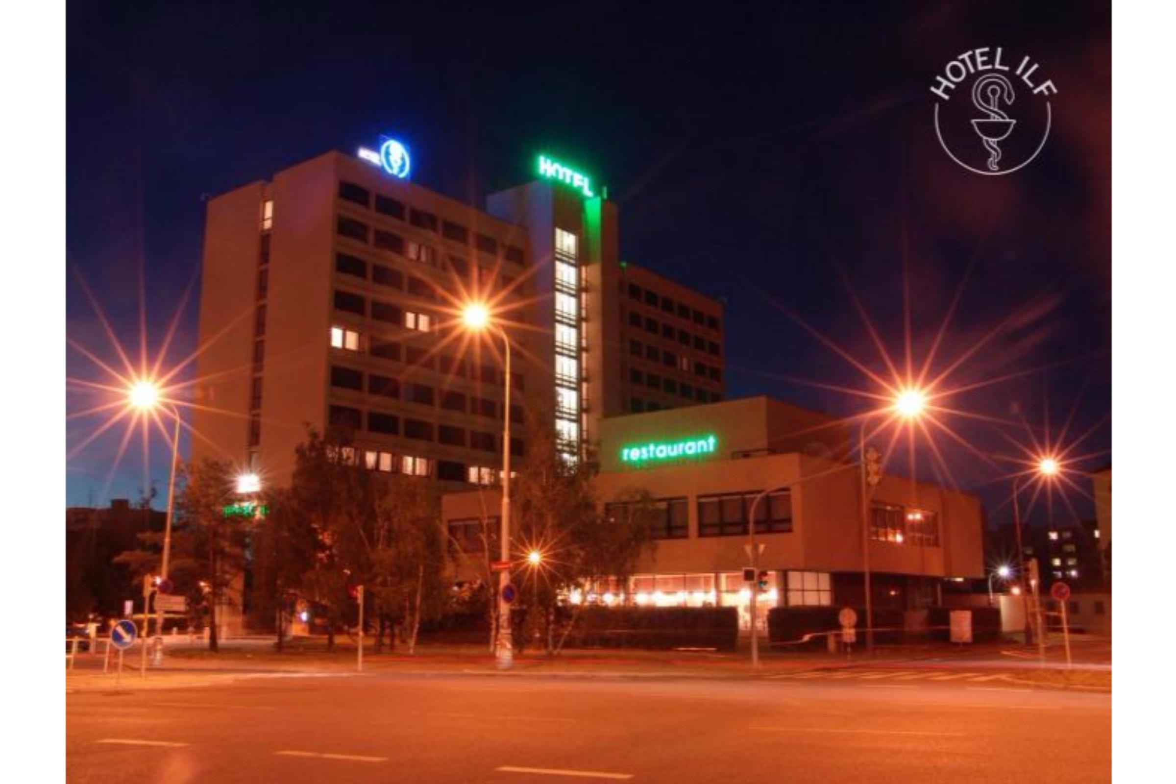 Hotel Ilf ปราก ภายนอก รูปภาพ